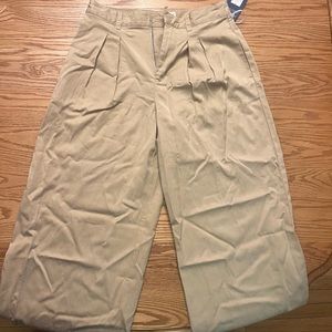 Universal Thread Tan Pleated Wide Legs Pants